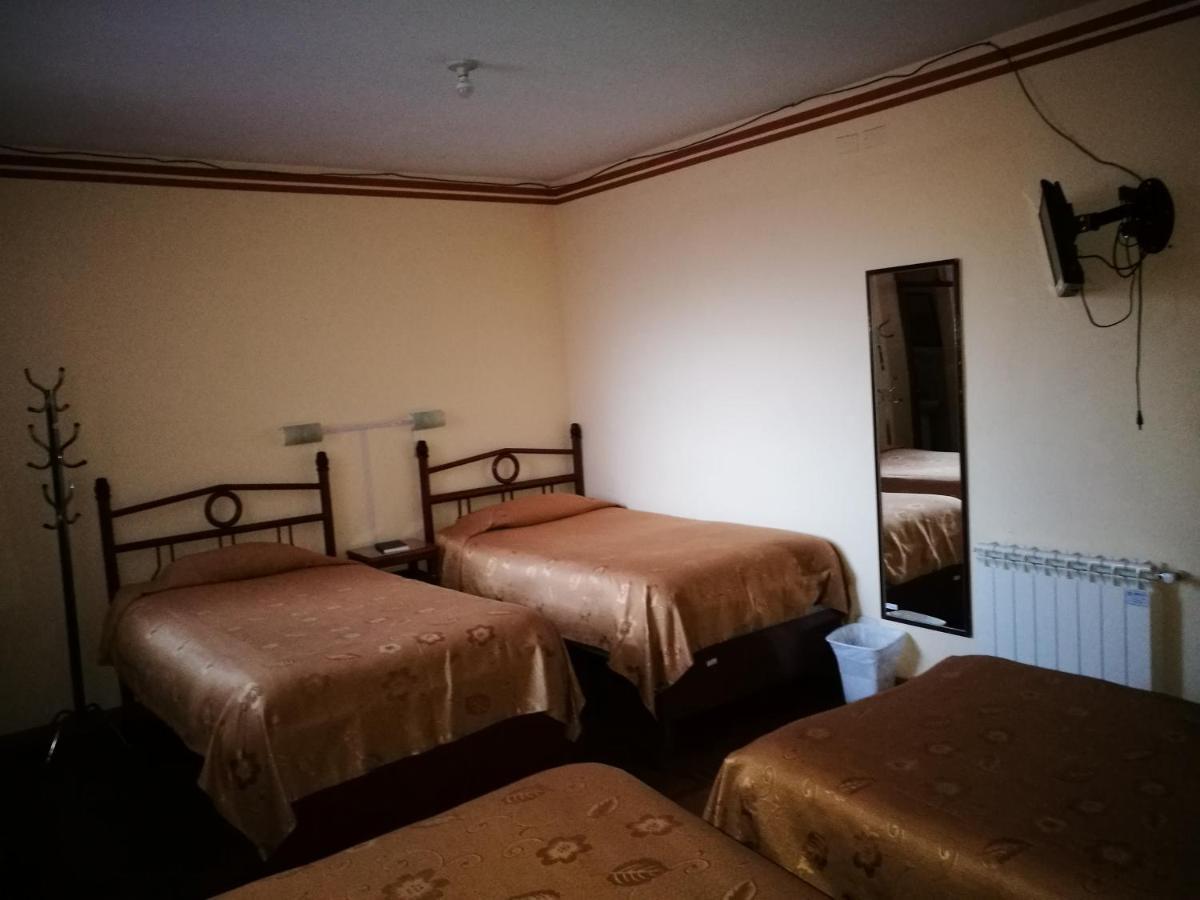 Julia Plaza Hotel Uyuni Eksteriør billede
